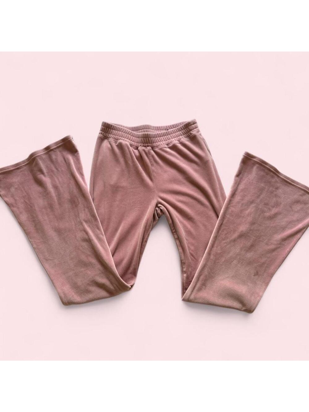 Hollister size xs high rise pink velour flare pants Velour pink y2k 2000s lounge